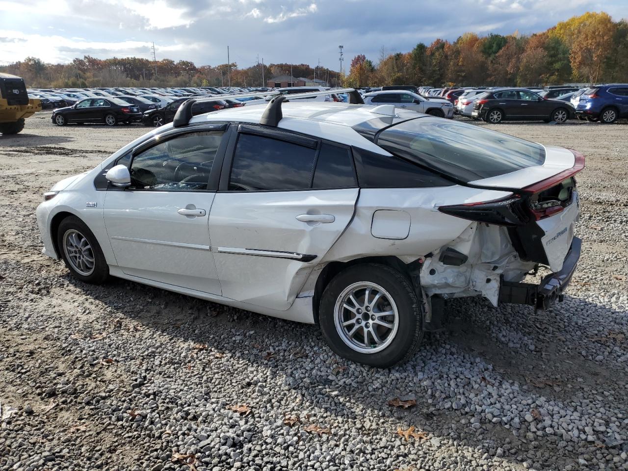 Image 2 of 2022 TOYOTA PRIUS PRIME LE 2022 with VIN JTDKAMFPXN3207177