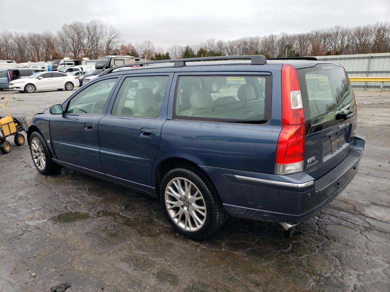 Изображение 2 2006 VOLVO V70 2.5T 2006 с VIN YV1SW592062545177