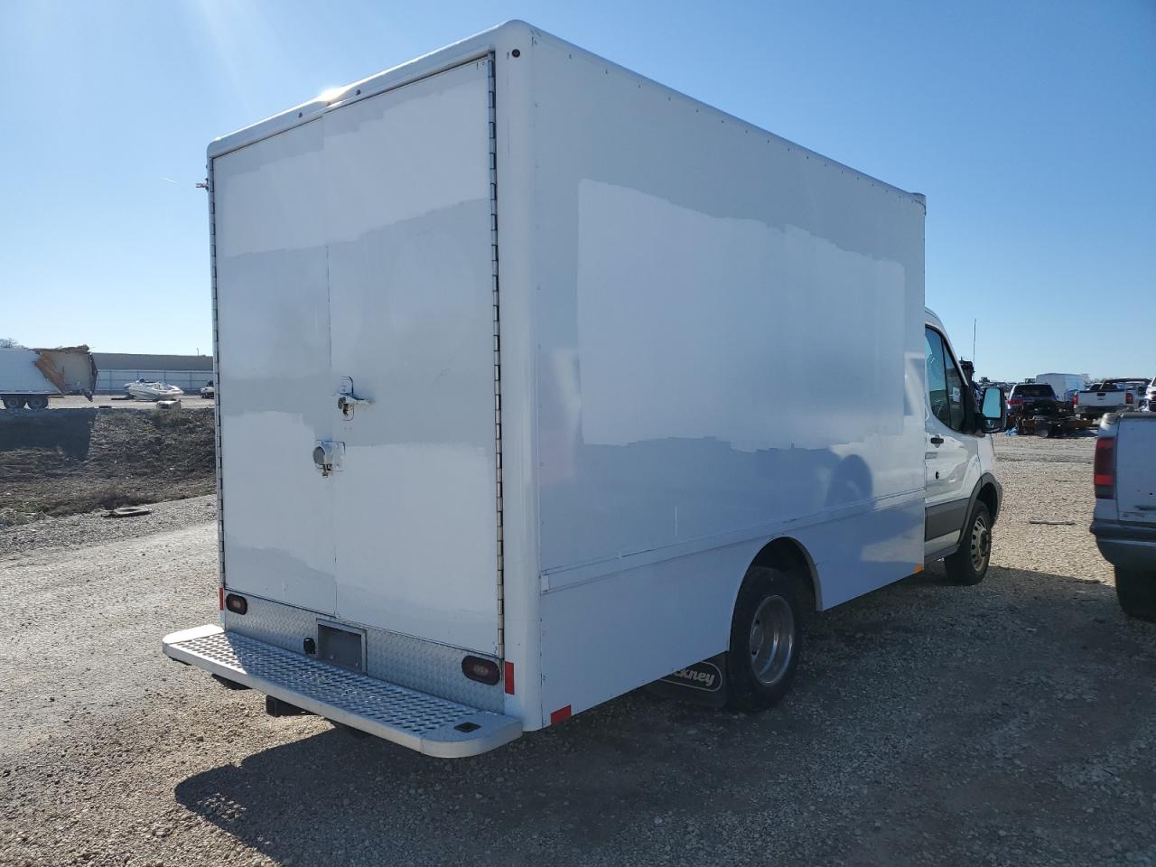 Image 3 of 2018 FORD TRANSIT T-350 HD 2018 with VIN 1FDRS6ZM5JKA16268