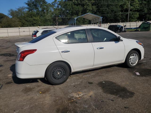 Obraz 3 z 2018 NISSAN VERSA S 2018 z VIN 3N1CN7AP4JL885040