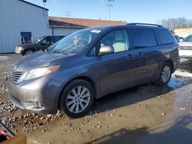 Image 1 of 2014 TOYOTA SIENNA LE 2014 with VIN 5TDJK3DCXES088547