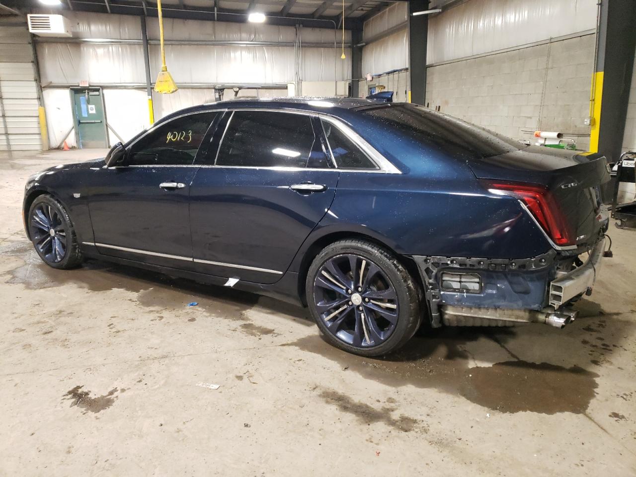 Obraz 2 z 2017 CADILLAC CT6 PREMIUM LUXURY 2017 z VIN 1G6KF5RSXHU199056
