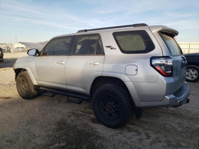 Изображение 2 2022 TOYOTA 4RUNNER SR5 PREMIUM 2022 с VIN JTERU5JR6N6075257