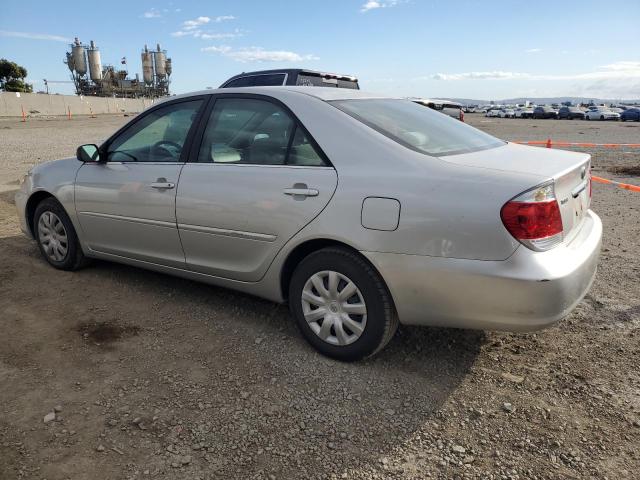 Obraz 2 z 2005 TOYOTA CAMRY LE 2005 z VIN 4T1BE32K75U002673