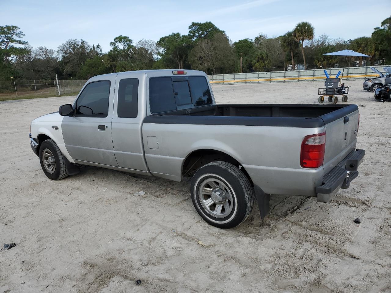 Изображение 2 2001 FORD RANGER SUPER CAB 2001 с VIN 1FTYR14U01PA82610