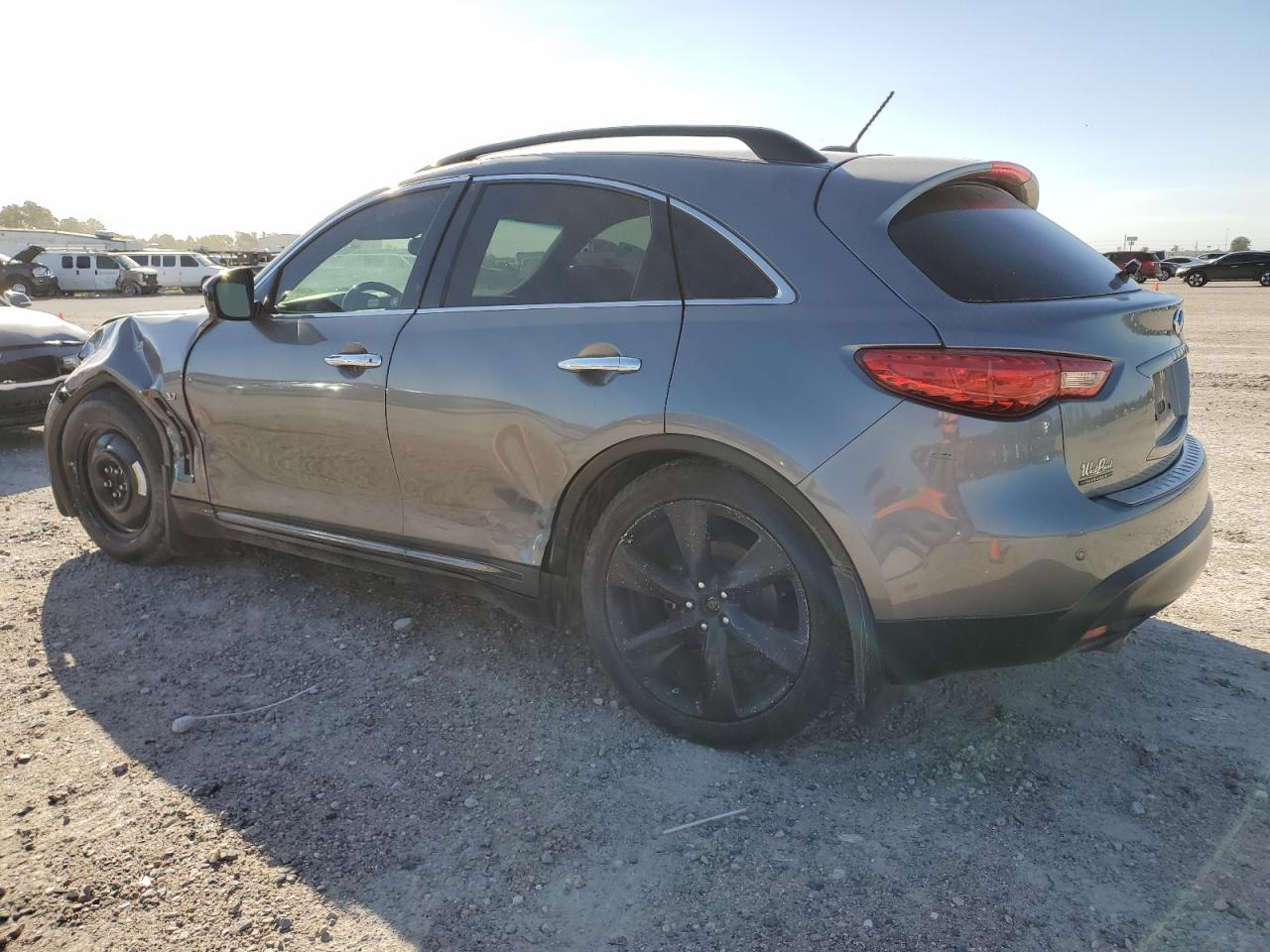 Image 2 of Infiniti Qx70 2017 with VIN JN8CS1MU3HM140630