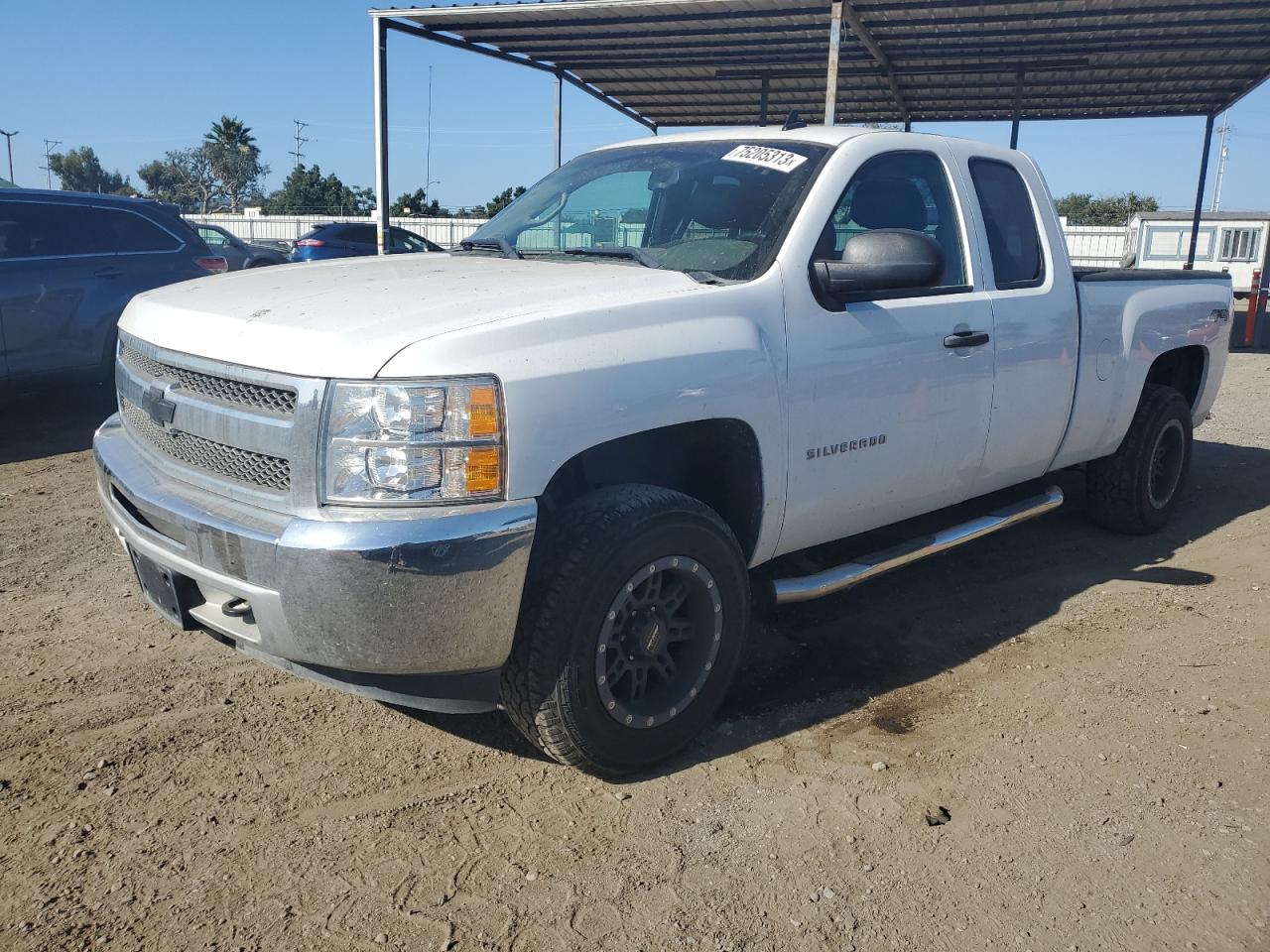 Изображение 1 2013 CHEVROLET SILVERADO K1500 LT 2013 с VIN 1GCRKSE72DZ351254