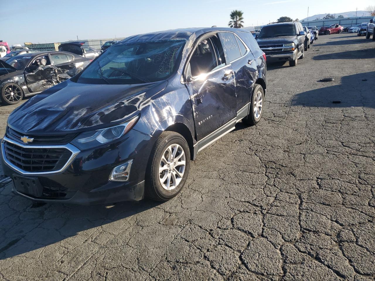 Obraz 1 z 2020 CHEVROLET EQUINOX LT 2020 z VIN 3GNAXUEV7LS511477