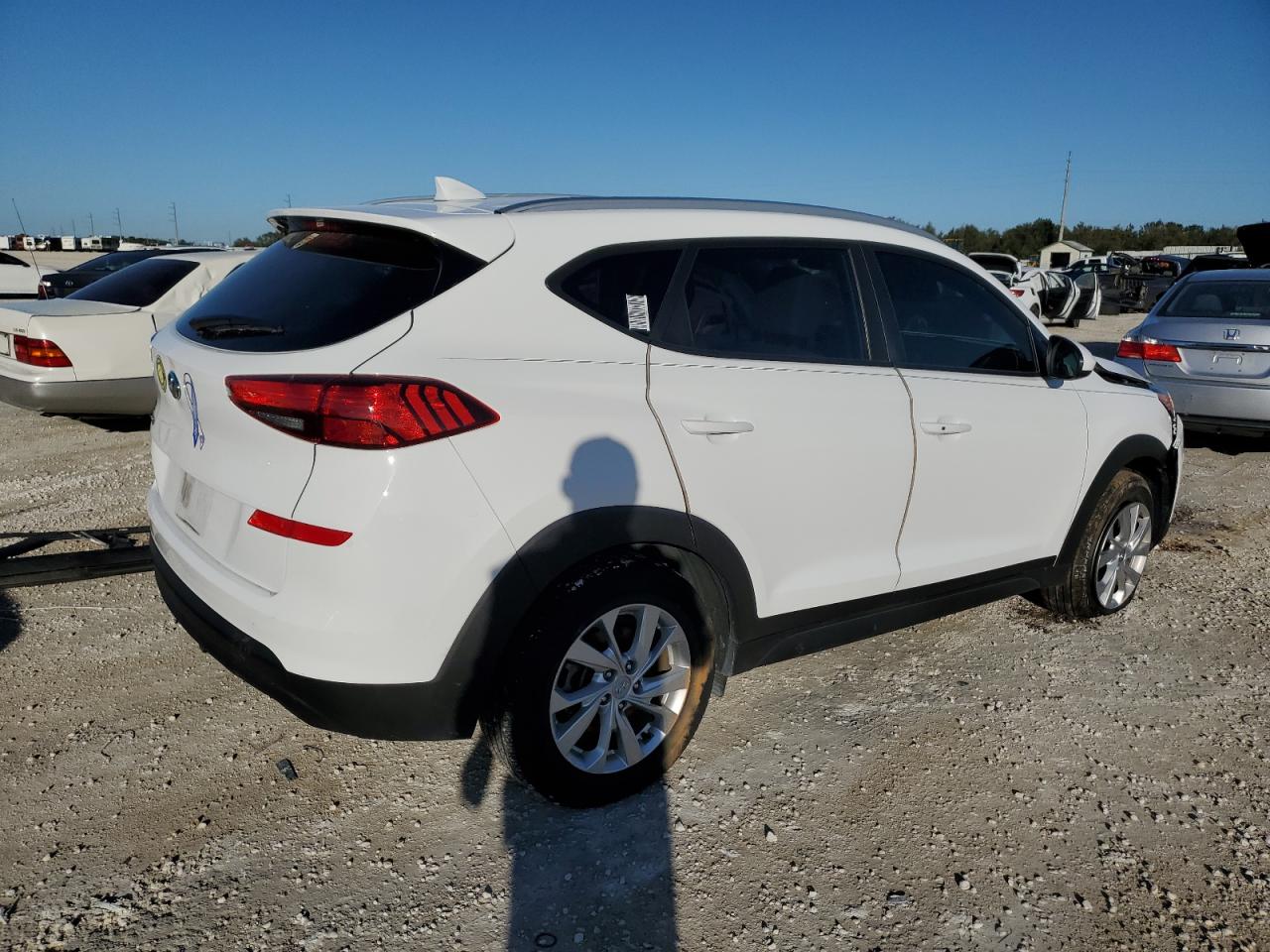 Obraz 3 z 2019 HYUNDAI TUCSON LIMITED 2019 z VIN KM8J33A42KU068029