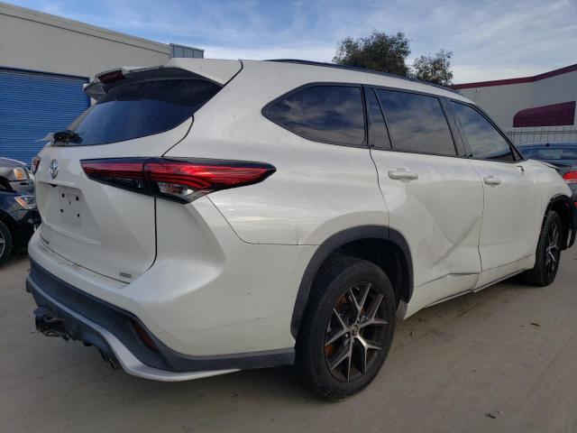 Image 3 of 2021 TOYOTA HIGHLANDER XSE 2021 with VIN 5TDJZRAH4MS031838
