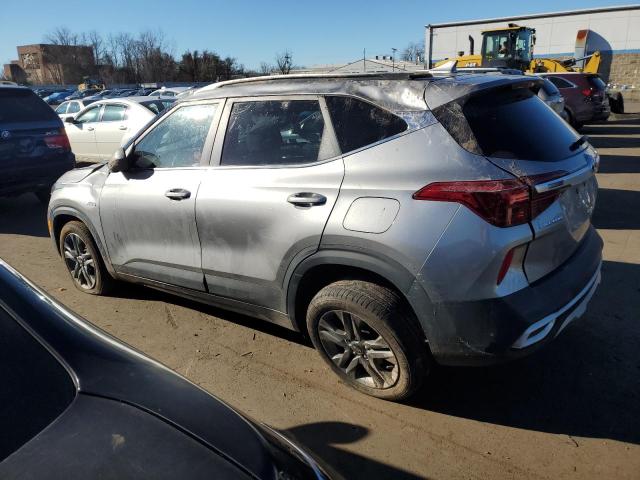 Image 2 of 2021 KIA SELTOS S 2021 with VIN KNDEUCAA6M7040163