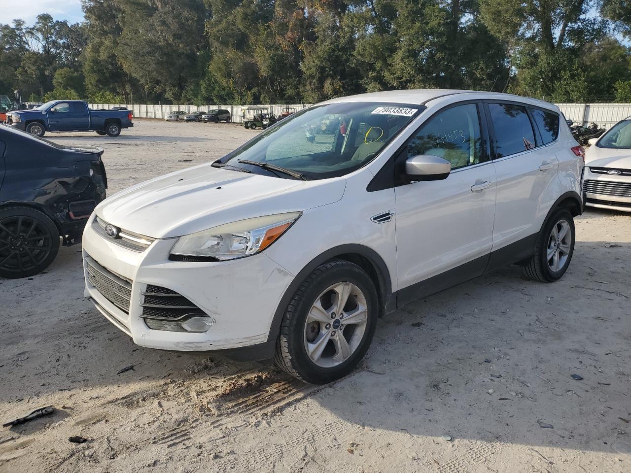 Изображение 1 2015 FORD ESCAPE SE 2015 с VIN 1FMCU0G95FUA51240