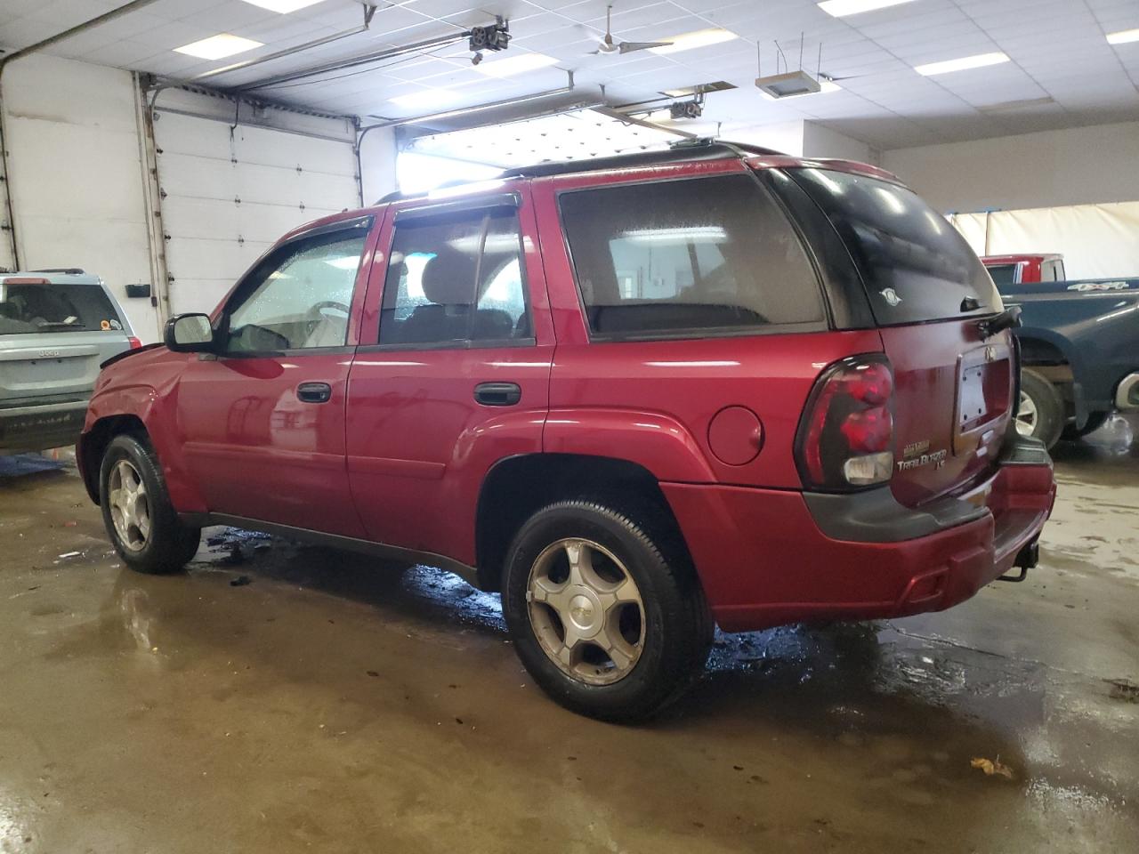 Image 2 of 2007 CHEVROLET TRAILBLAZER LS 2007 with VIN 1GNDT13S172201374