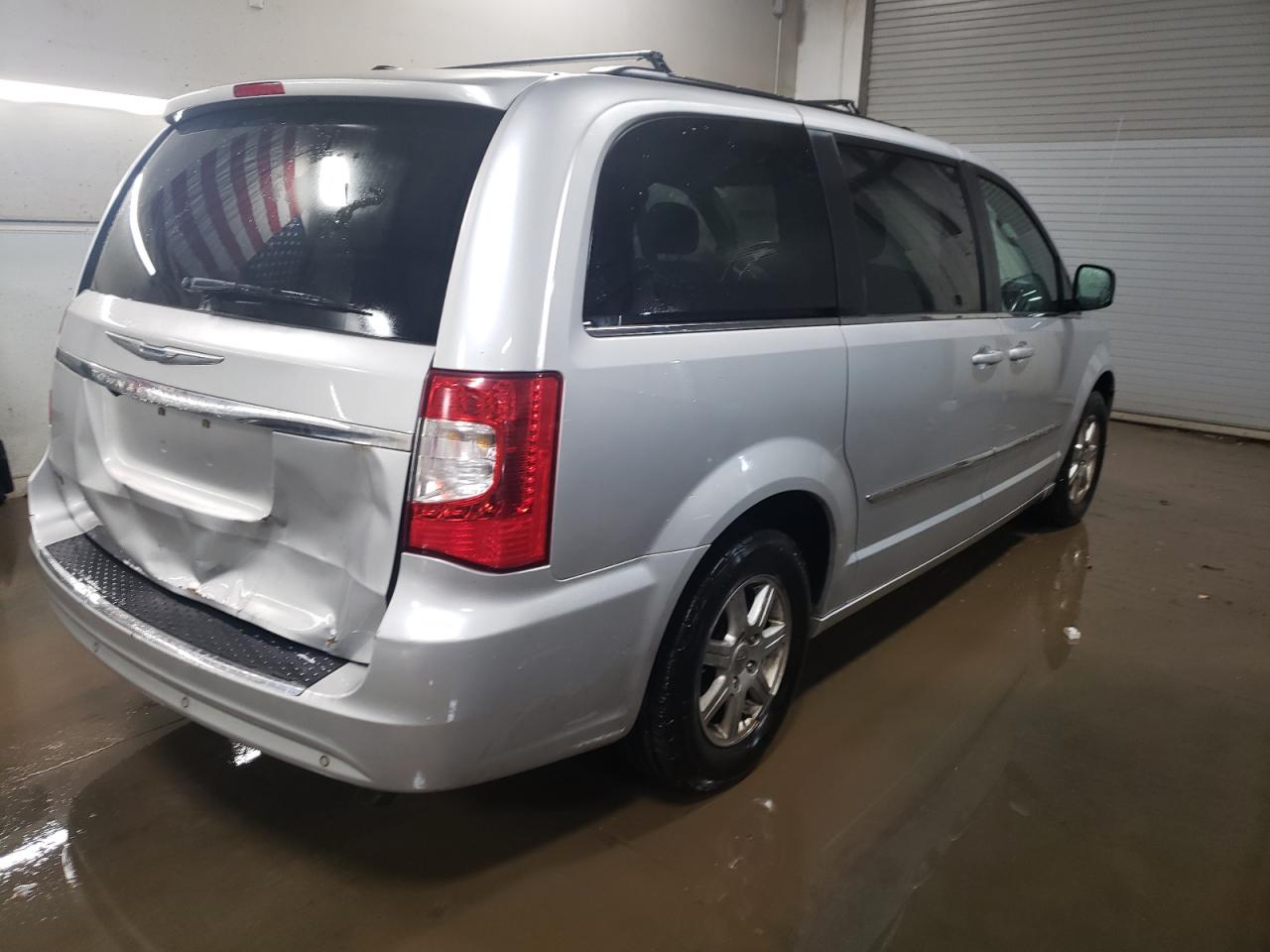 Obraz 3 z 2012 CHRYSLER TOWN & COUNTRY TOURING 2012 z VIN 2C4RC1BG7CR157517