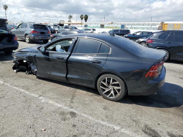 Obraz 2 z 2020 VOLVO S60 T5 MOMENTUM 2020 z VIN 7JR102FK0LG067719