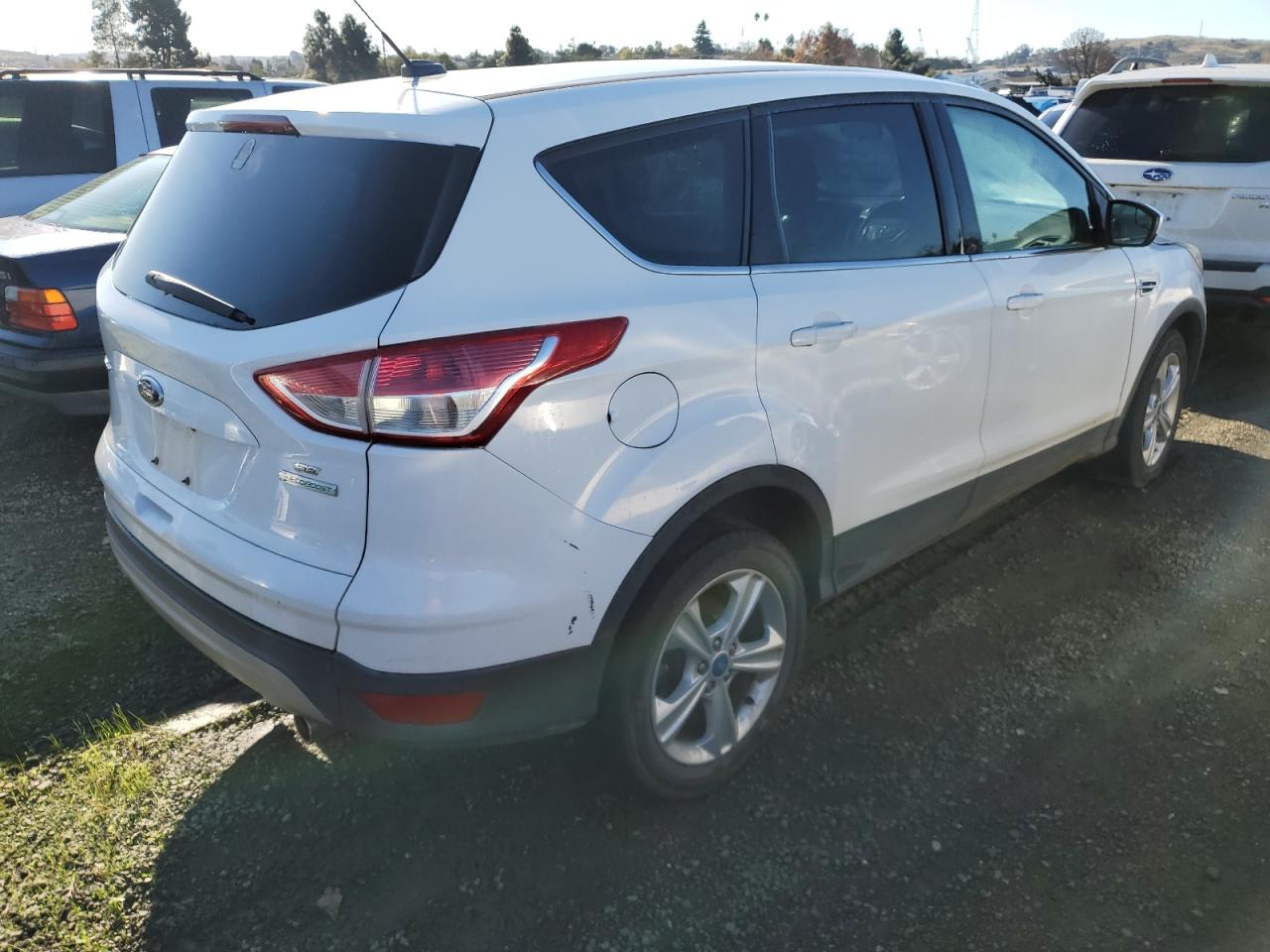 Image 3 of 2013 FORD ESCAPE SE 2013 with VIN 1FMCU0GX5DUC80576