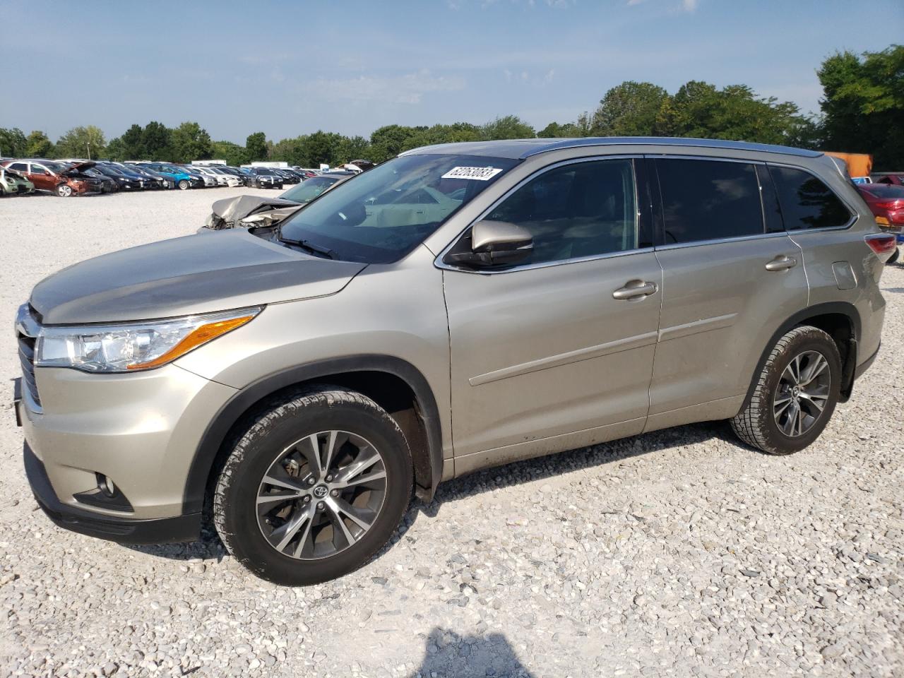 2016 TOYOTA HIGHLANDER XLE 2016 image