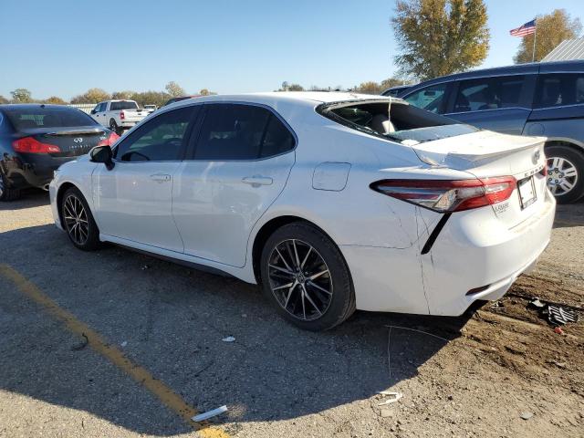 Image 2 of 2018 TOYOTA CAMRY L 2018 with VIN 4T1B11HK2JU612918