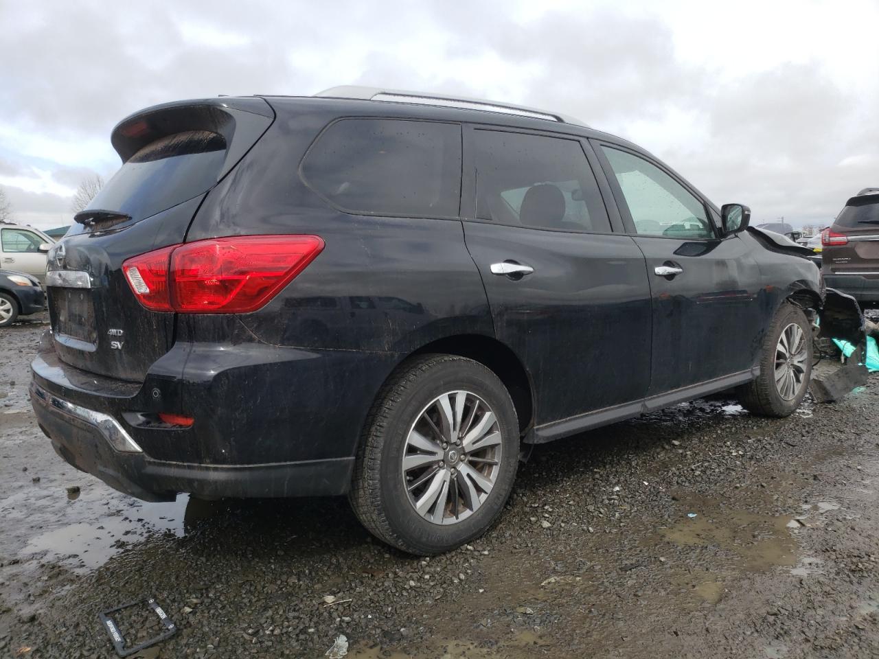 Image 3 of Nissan Pathfinder S 2019 with VIN 5N1DR2MM0KC576829