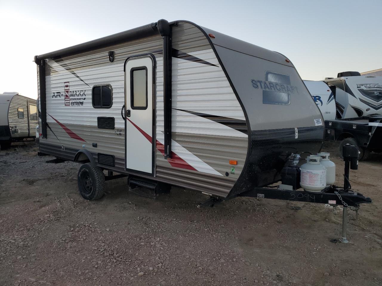 Image 1 of 2017 STARCRAFT AR-ONE MAX 2017 with VIN 1SABS0AK3H28C5099