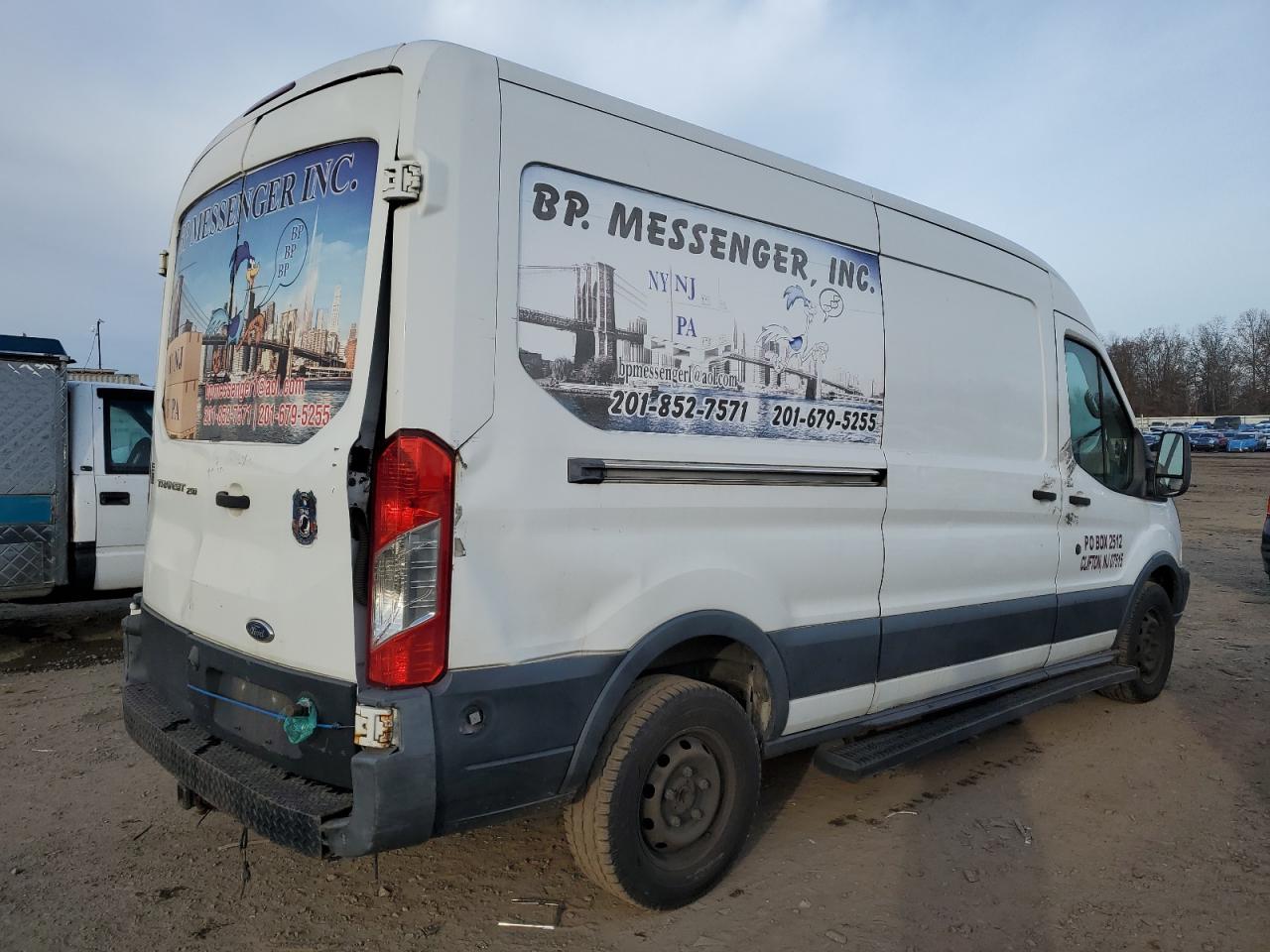 Изображение 3 2015 FORD TRANSIT T-250 2015 с VIN 1FTNR2CM0FKB10694
