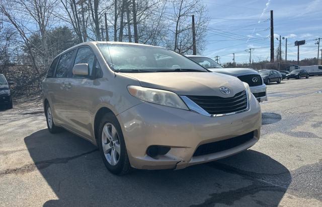 Изображение 2012 TOYOTA SIENNA LE 2012