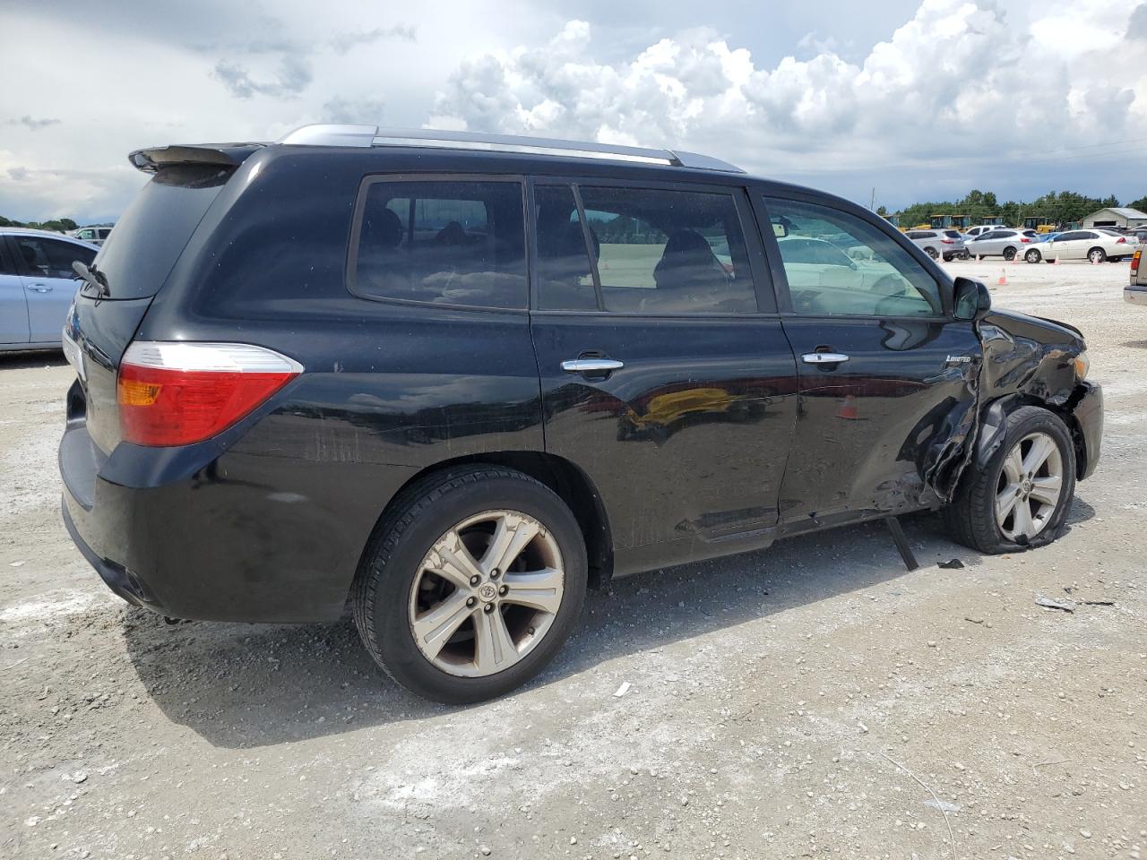 Image 3 of 2010 TOYOTA HIGHLANDER LIMITED 2010 with VIN 5TDYK3EH9AS002017