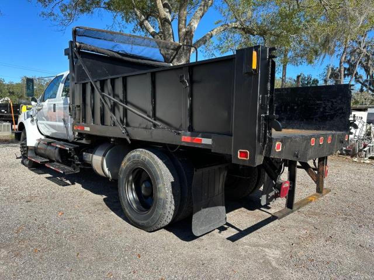 Image 3 of 2008 FORD F750 SUPER DUTY 2008 with VIN 3FRXW75S68V633656