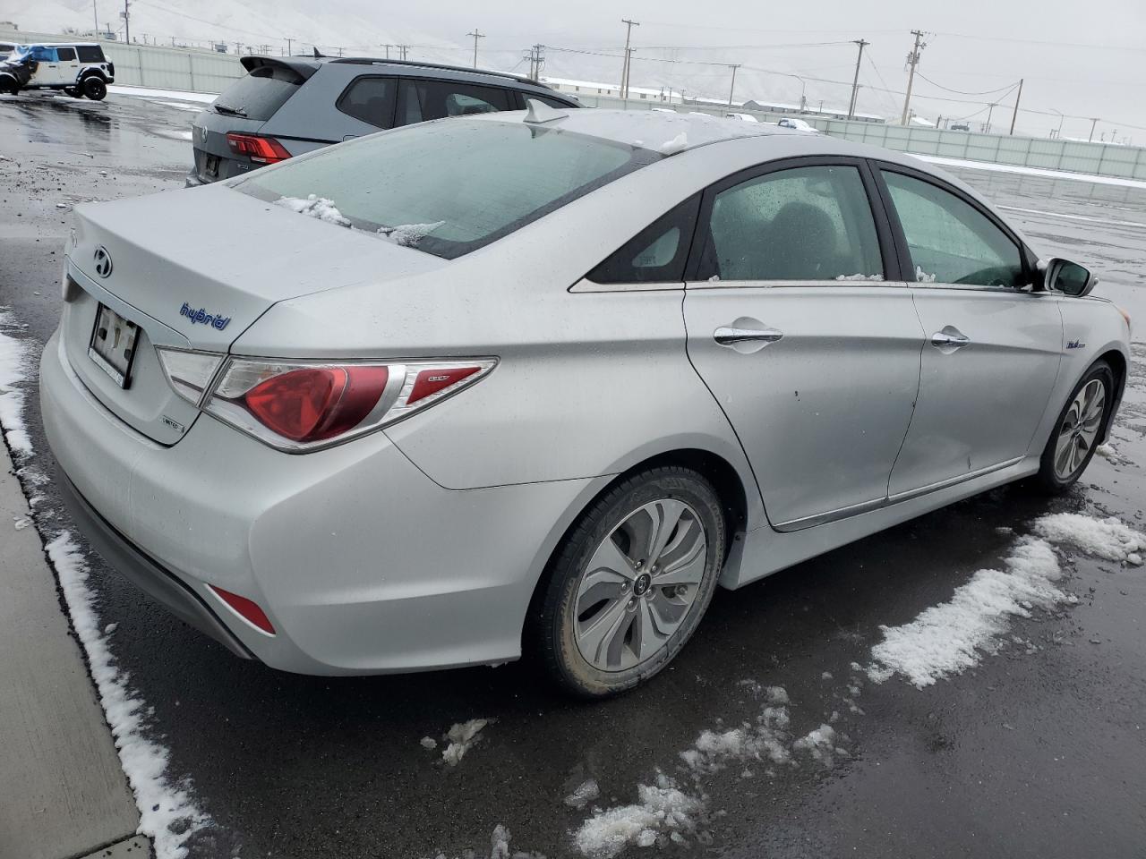 Изображение 3 2013 HYUNDAI SONATA HYBRID 2013 с VIN KMHEC4A43DA090973