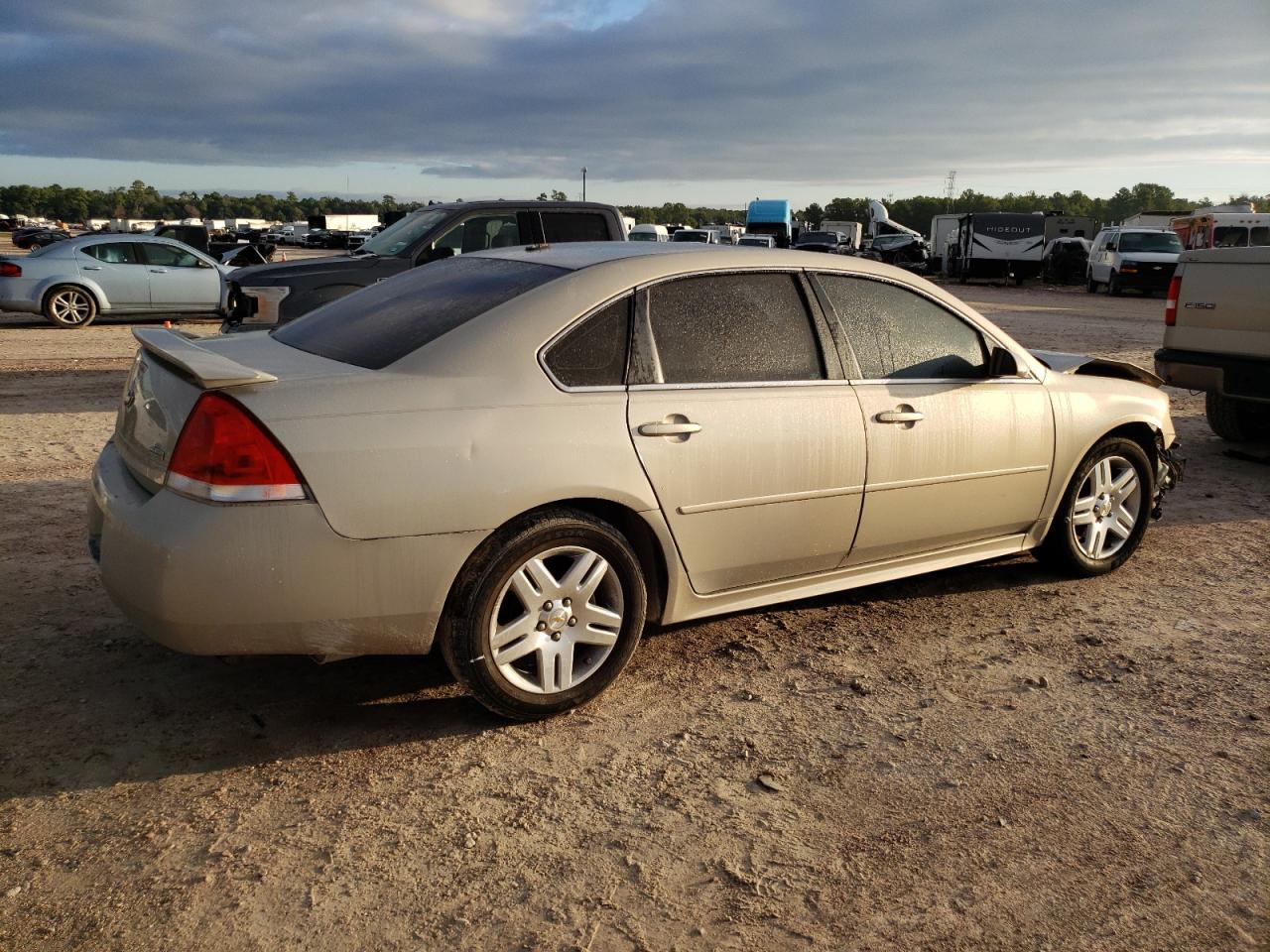 Image 3 of 2011 CHEVROLET IMPALA LT 2011 with VIN 2G1WG5EK4B1332911