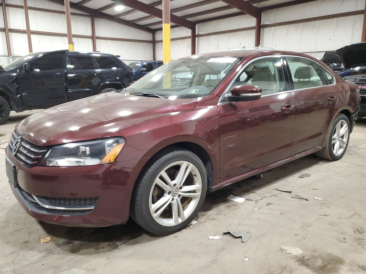 Изображение 1 2014 VOLKSWAGEN PASSAT SE 2014 с VIN 1VWBT7A34EC096669