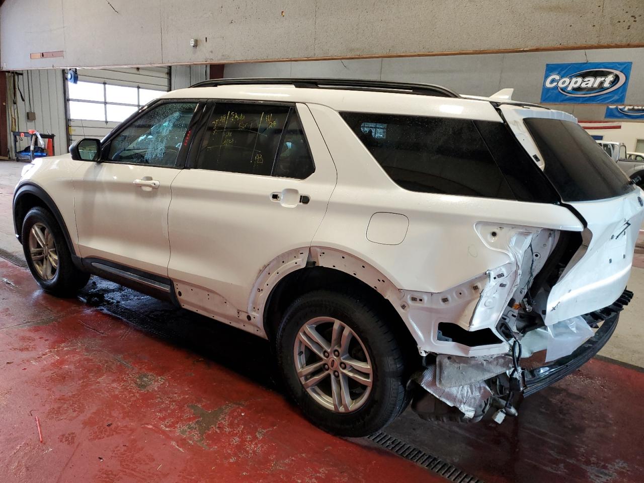 Obraz 2 z 2021 FORD EXPLORER XLT 2021 z VIN 1FMSK8DH0MGB00626