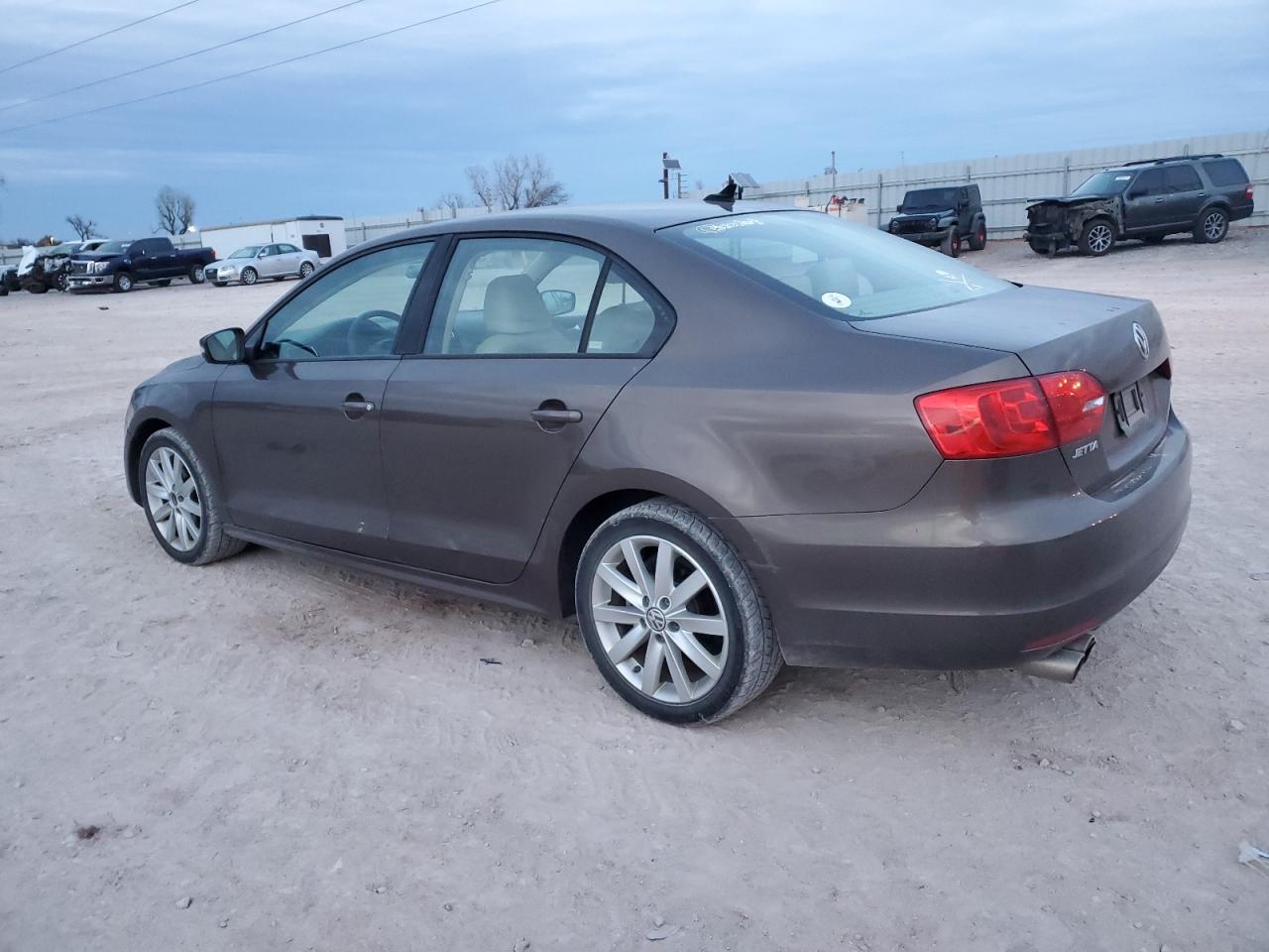 Obraz 2 z 2014 VOLKSWAGEN JETTA SE 2014 z VIN 3VWB17AJ0EM334696