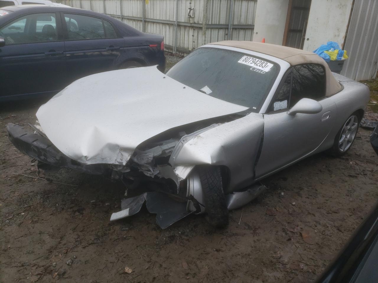 Obraz 1 z 2004 MAZDA MX-5 MIATA BASE 2004 z VIN JM1NB353140400059