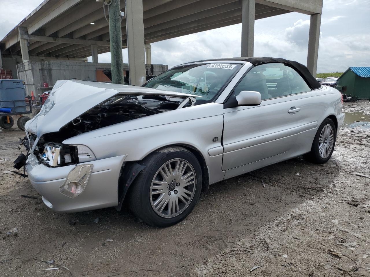 2004 VOLVO C70 HPT 2004 image