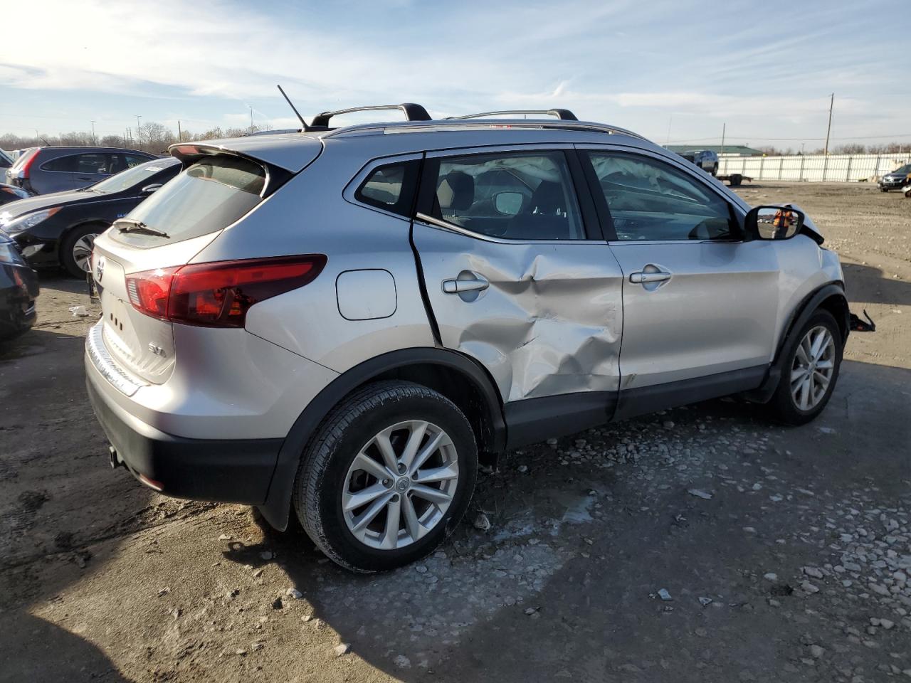 Image 3 of 2017 NISSAN ROGUE SPORT S 2017 with VIN JN1BJ1CPXHW015329