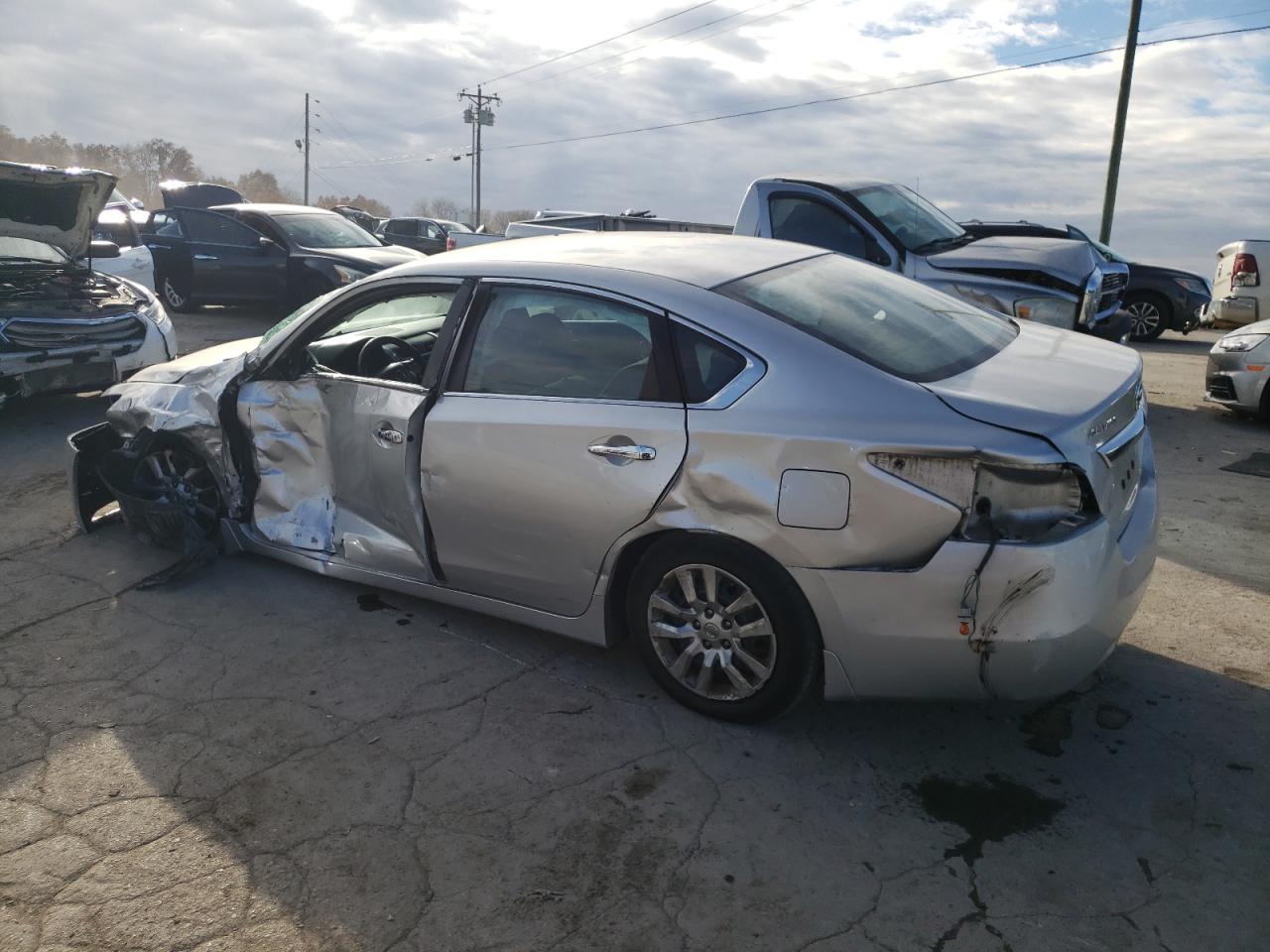 Image 2 of 2015 NISSAN ALTIMA 2.5 2015 with VIN 1N4AL3AP5FC590217