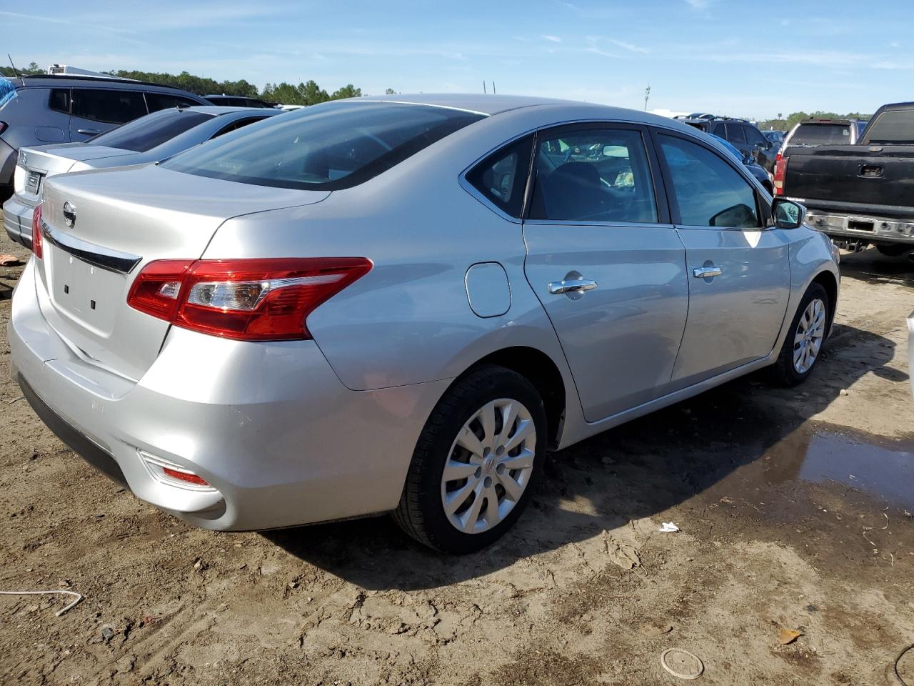 Изображение 3 2019 NISSAN SENTRA S 2019 с VIN 3N1AB7AP0KY325214