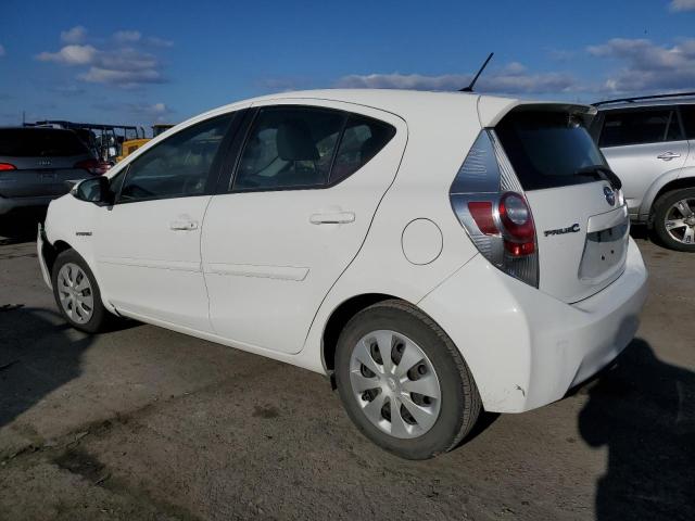 Изображение 2 2013 TOYOTA PRIUS C  2013 с VIN JTDKDTB35D1549084