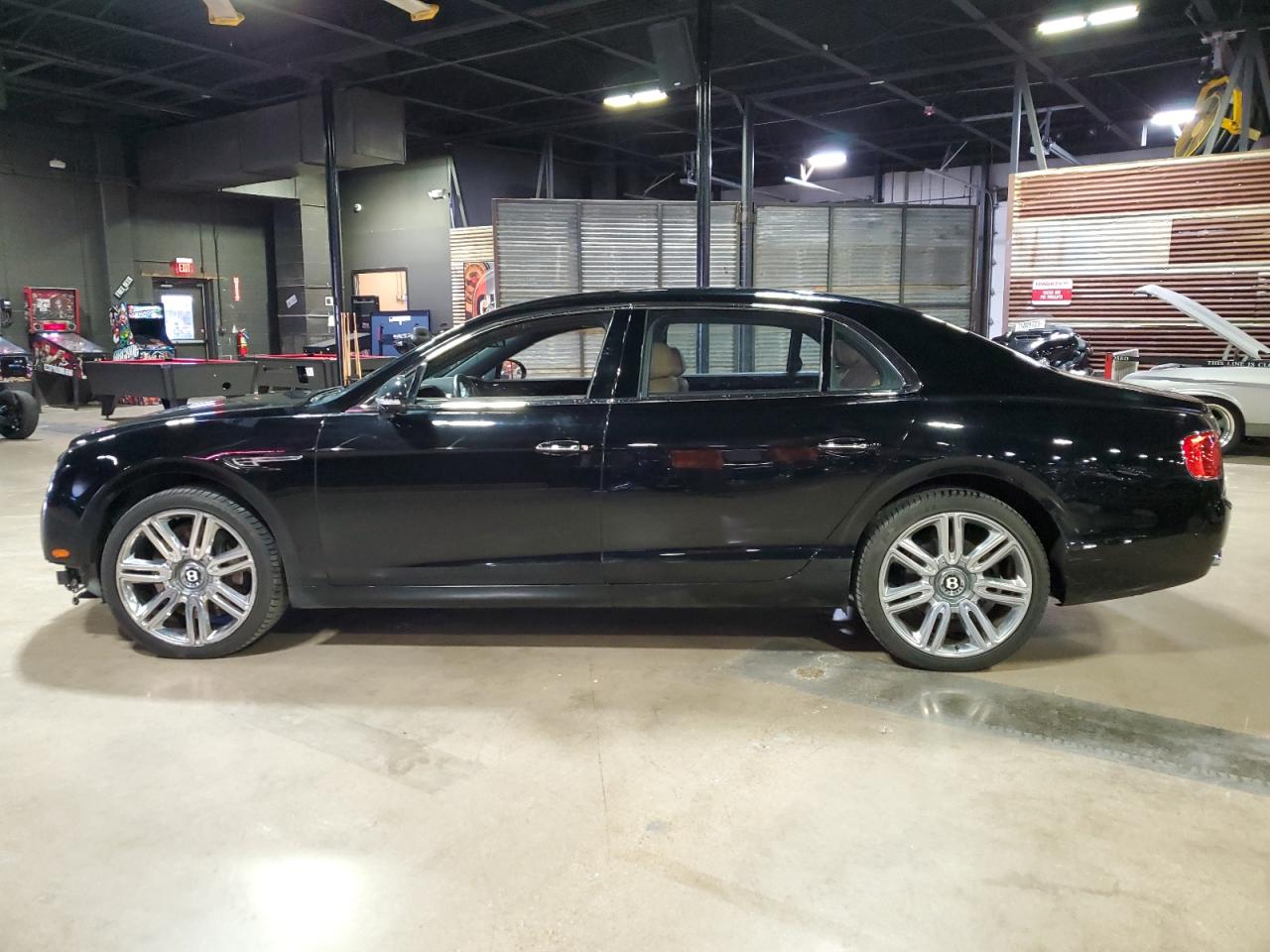 Image 3 of 2016 BENTLEY FLYING SPUR  2016 with VIN SCBEC9ZA0GC053564