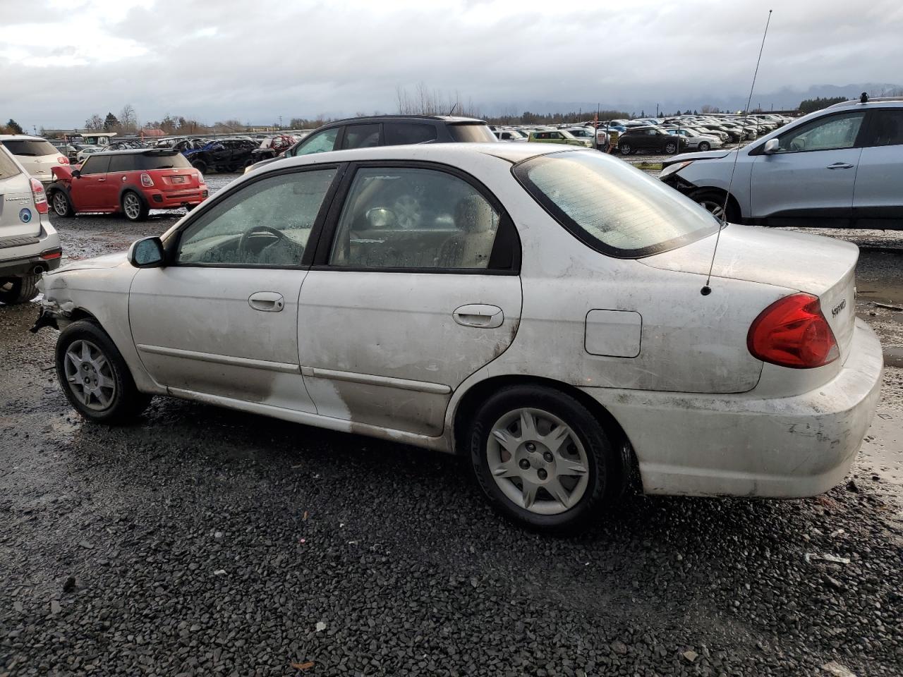 Obraz 2 z 2002 KIA SPECTRA BASE 2002 z VIN KNAFB121125207502
