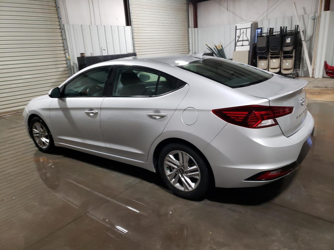 Image 2 of 2019 HYUNDAI ELANTRA SEL 2019 with VIN KMHD84LF6KU764458