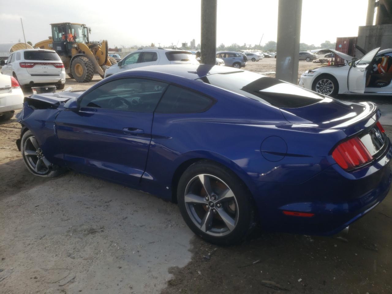 Image 2 of Ford Mustang 2016 with VIN 1FA6P8AM9G5255528