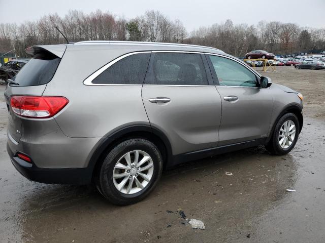 Image 3 of 2017 KIA SORENTO LX 2017 with VIN 5XYPGDA58HG190521