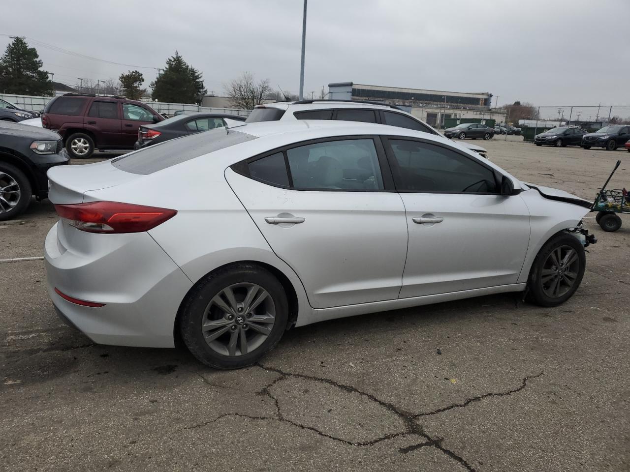 Image 3 of 2017 HYUNDAI ELANTRA SE 2017 with VIN 5NPD84LF9HH082987