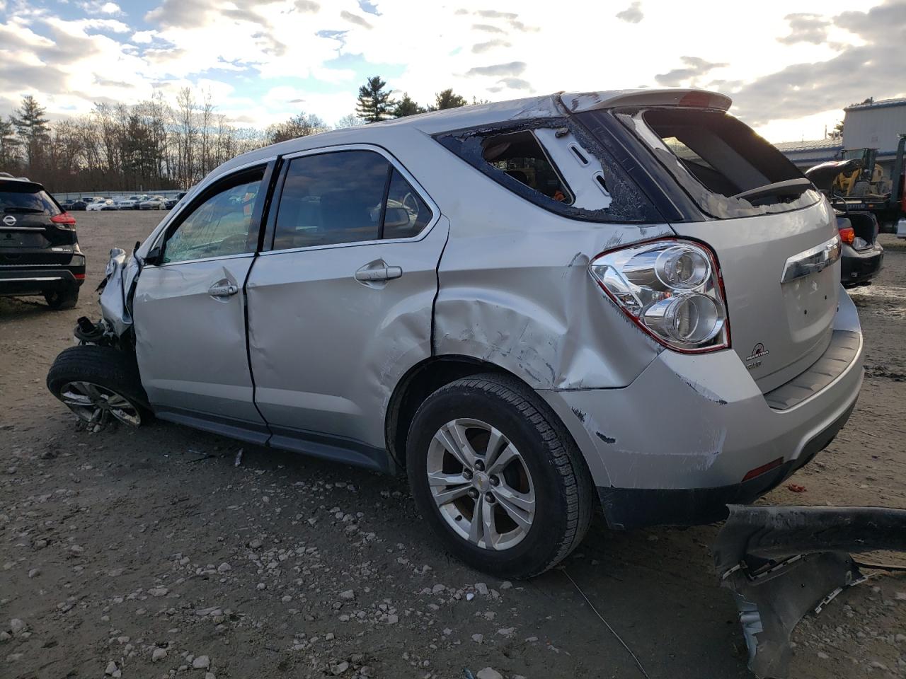 Image 2 of 2015 CHEVROLET EQUINOX LT 2015 with VIN 1GNFLFEK8FZ145801