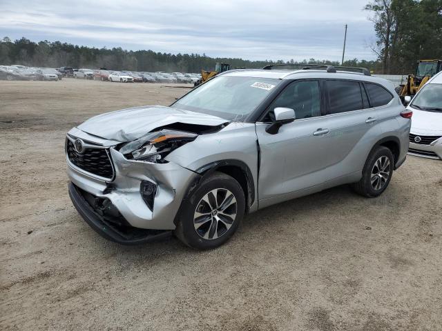 Изображение 1 2020 TOYOTA HIGHLANDER XLE 2020 с VIN 5TDGZRAH2LS512289