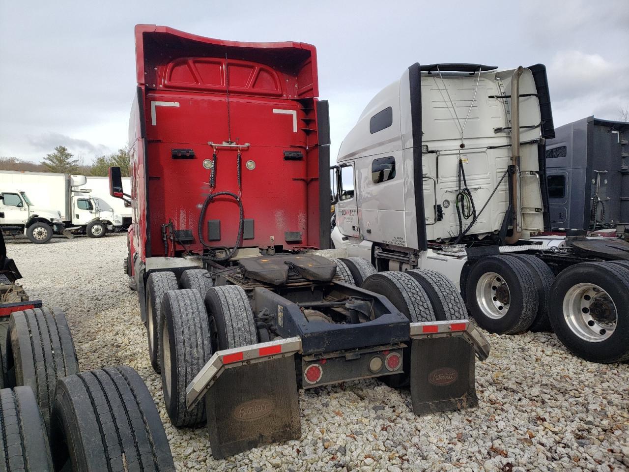 Изображение 3 2016 PETERBILT 579 2016 с VIN 1XPBDP9X8GD298174