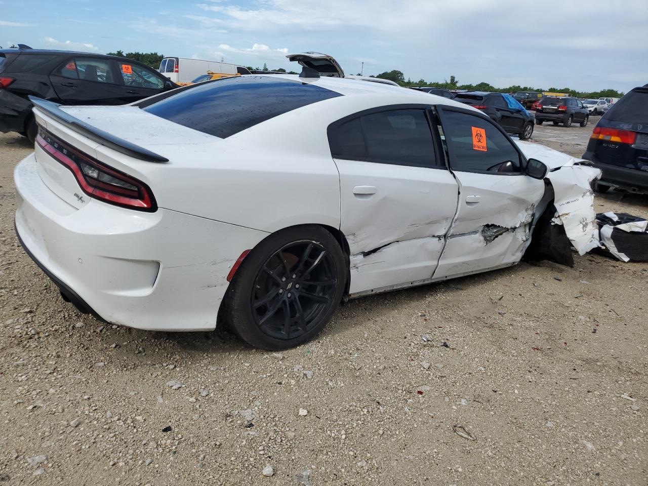 Изображение 3 2020 DODGE CHARGER R/T 2020 с VIN 2C3CDXCT8LH143699