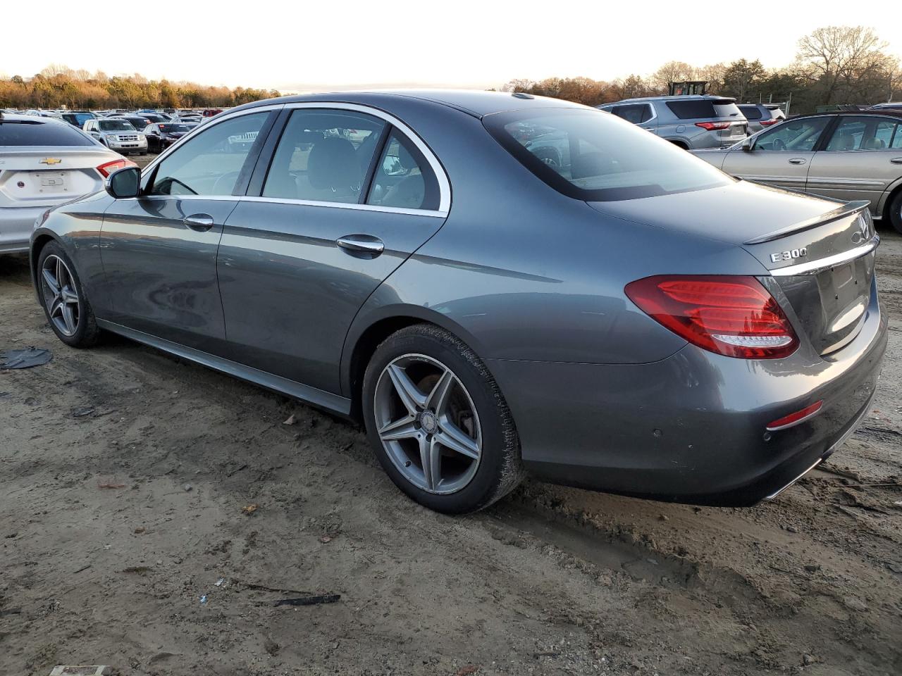Изображение 2 2017 MERCEDES-BENZ E 300 4MATIC 2017 с VIN WDDZF4KB7HA031298